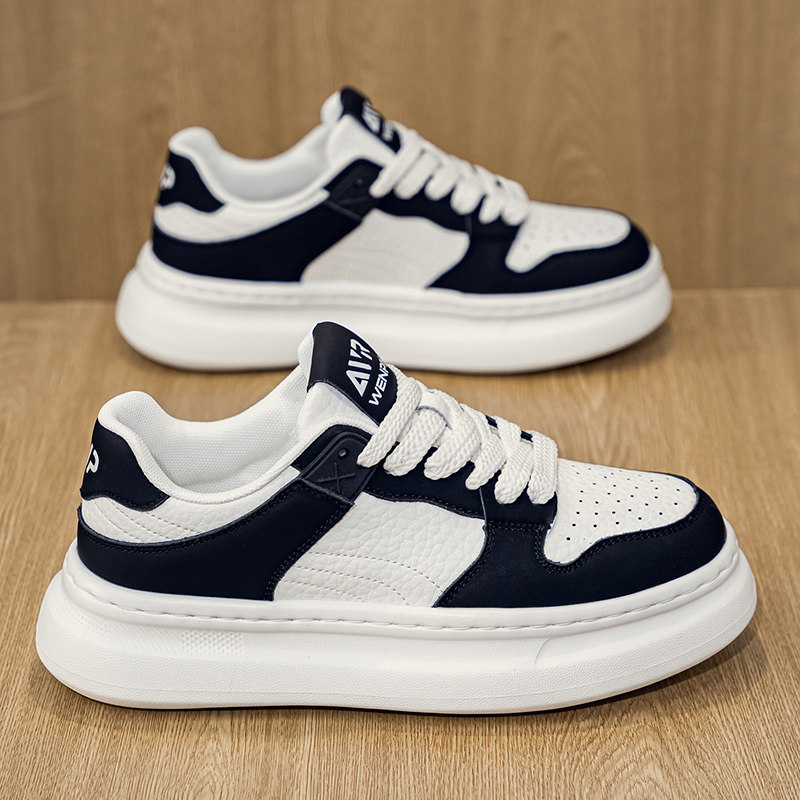 男鞋2026春款韩版时尚超火青年休闲板鞋男厚底轻便潮流运动休闲鞋