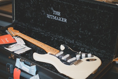 Fender芬德 Nile Rodgers 签名款 Hitmaker Stratocaster 电吉他