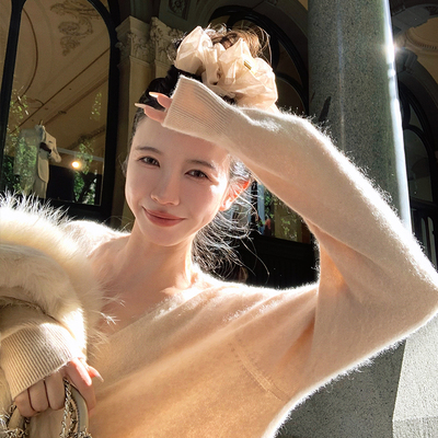 渔小平 羊毛羊绒拉毛无缝一体毛衣宽松慵懒松弛感软糯显瘦V领毛衣