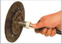 手动档离合器对孔校正器