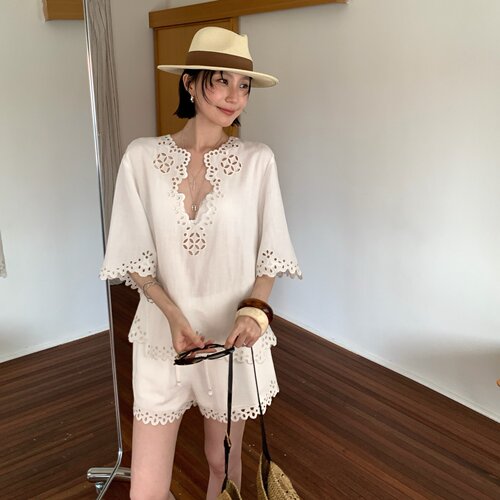 TCCW镂空刺绣宽松休闲系带短裤女