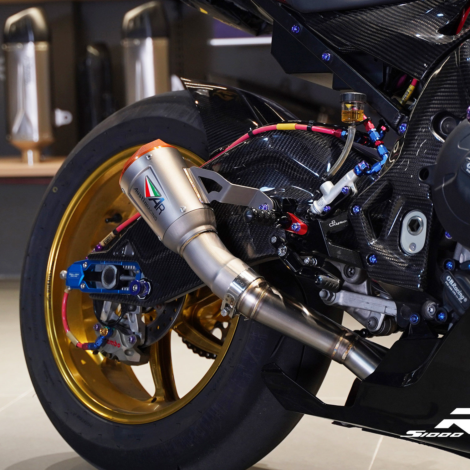 适用宝马BMW S1000RR/R摩托车排气管改装不锈钢可乐天蝎中尾全段