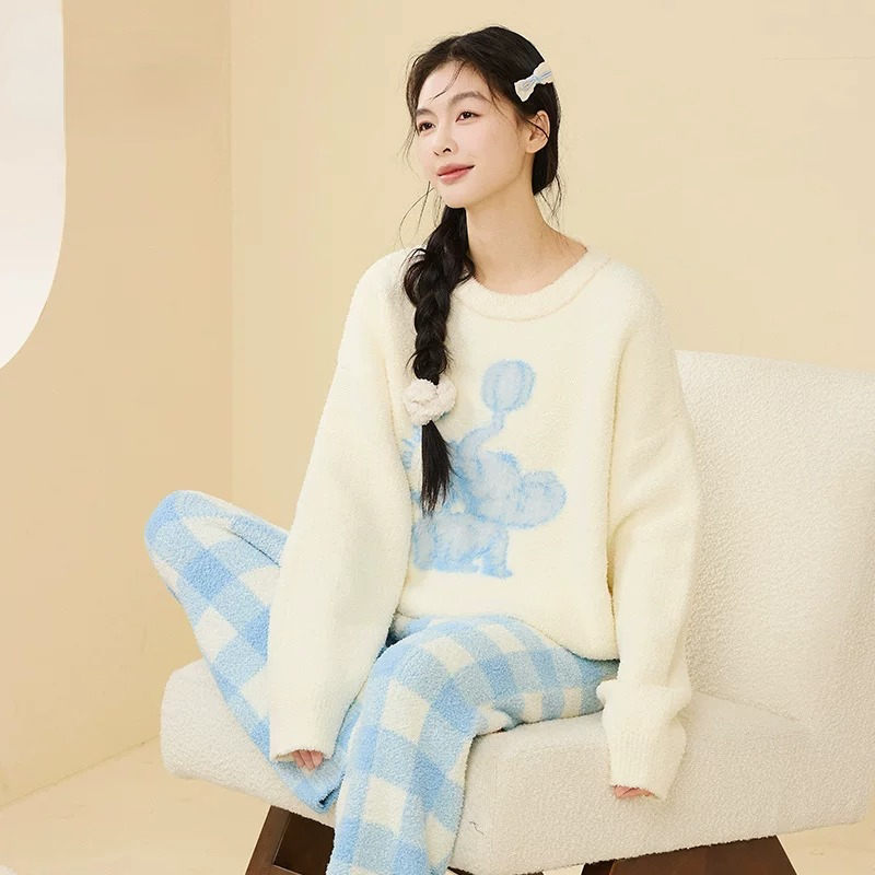 秋冬半边绒加绒保暖女睡衣套装