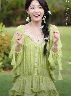 少夫人来自东北2钱小卉同款法式绿色连衣裙女短裙2026夏季