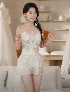 少夫人来自东北2钱小卉同款纯欲风碎花连体泳衣女款