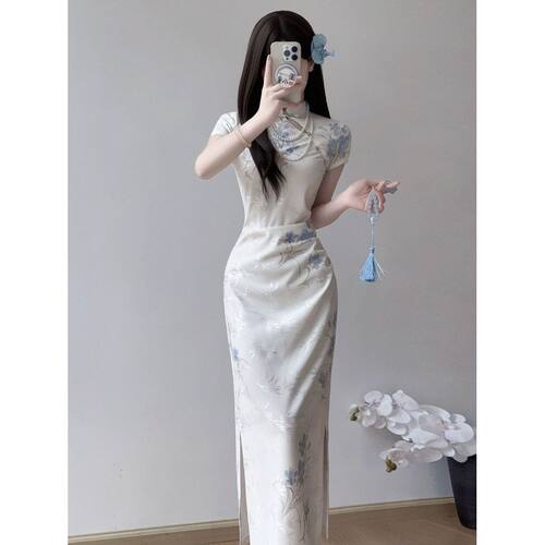 Women New Chinese Style Embroidery Cheongsam Dress