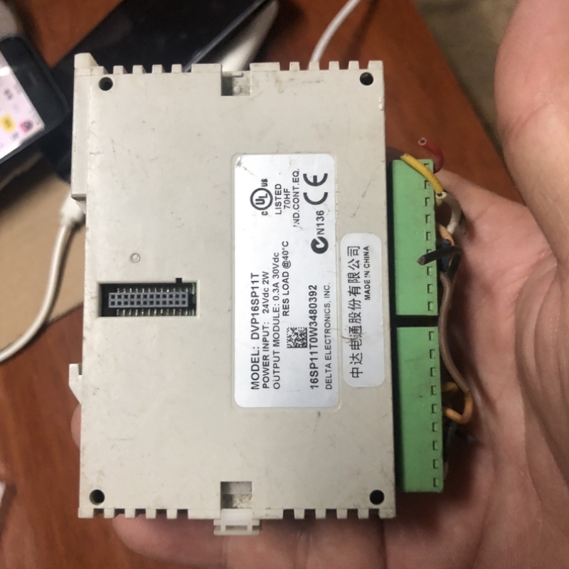 议价100台达PLC扩展模成色好。DVP-16SP11