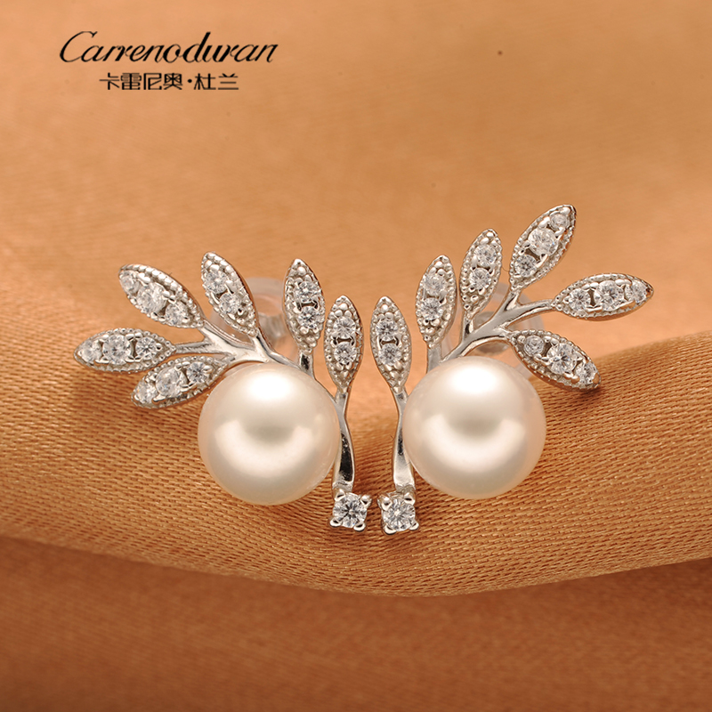 珠宝耳钉正圆白色送女友