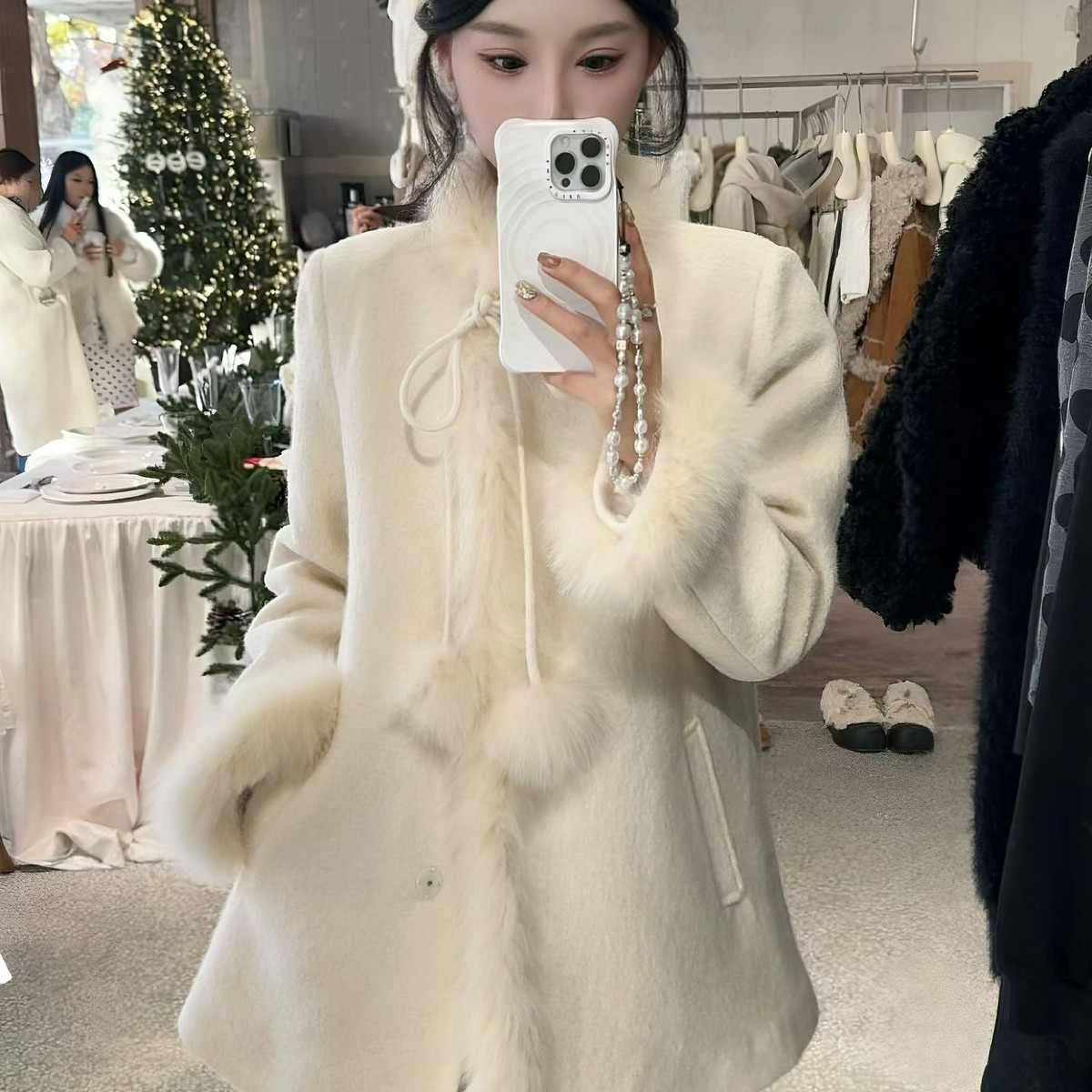 韩版千金风大衣加厚保暖羽绒服外套(配可拆卸真狐狸毛袖)