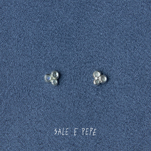 SALE E PEPE胡椒盐·纯银月光石果粒耳钉