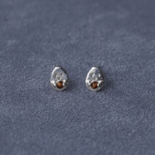 【欧阳娜娜同款】SALE E PEPE胡椒盐·纯银硬糖小精灵耳钉