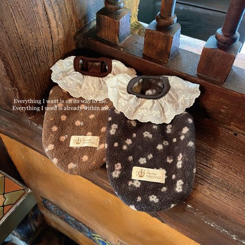 木棉花娃娃领宠物狗狗猫咪秋冬柔软绒面保暖衣服可牵引扣居家服