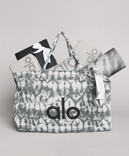 大健身包 欧阳娜娜单肩瑜伽包 现货正品 alo美国街头标志性购物袋