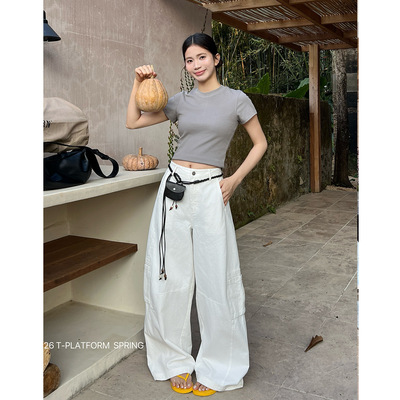 T-PLATFORM十三行 早春新款韩系度假风穿搭垂感休闲裤配腰包16000