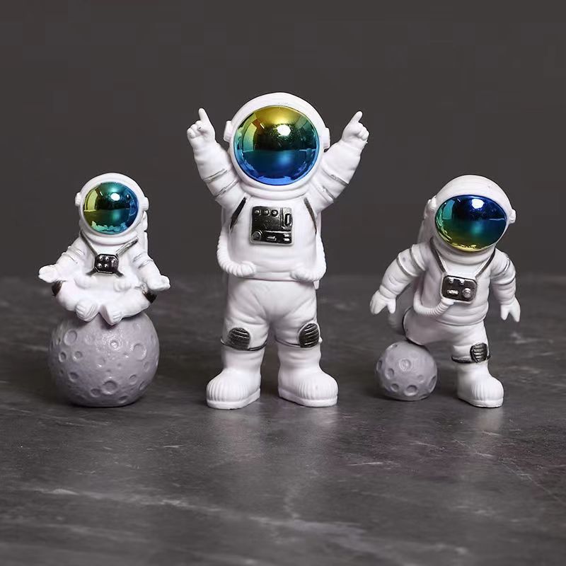 宇航员太空人桌面摆件套装