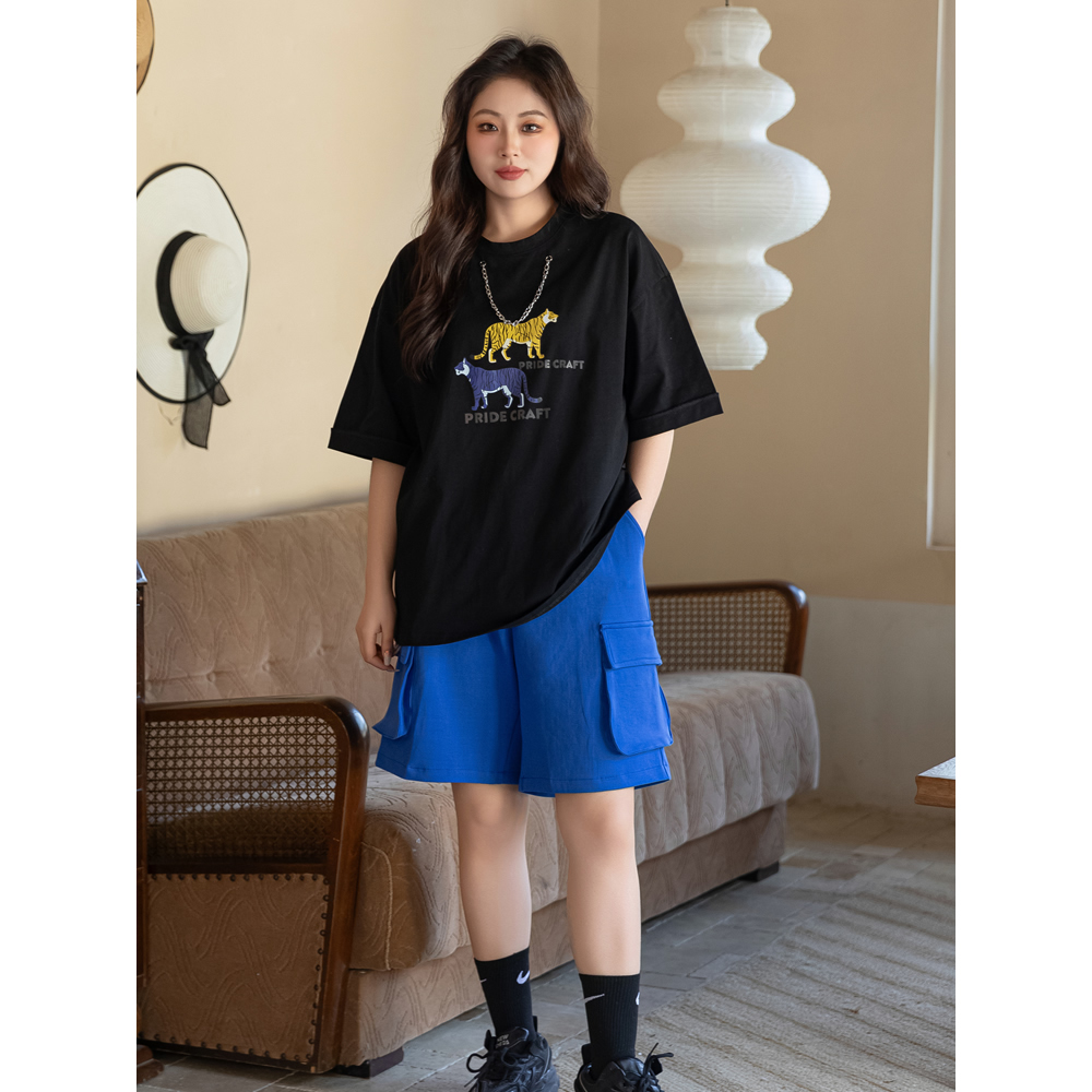 不再行凶大码女装夏款五分裤女胖mm宽松显瘦设计感大口袋工装短裤