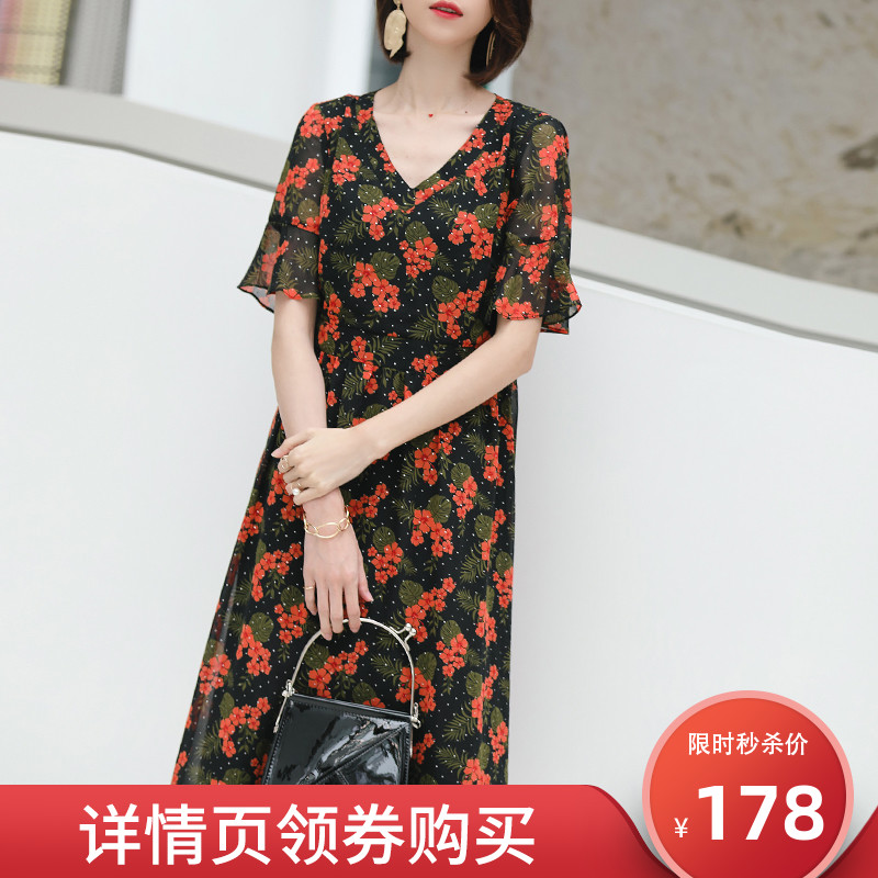 名人瑞裳2018夏季新款女装v领碎花雪纺连衣裙时尚气质妈妈宽松裙