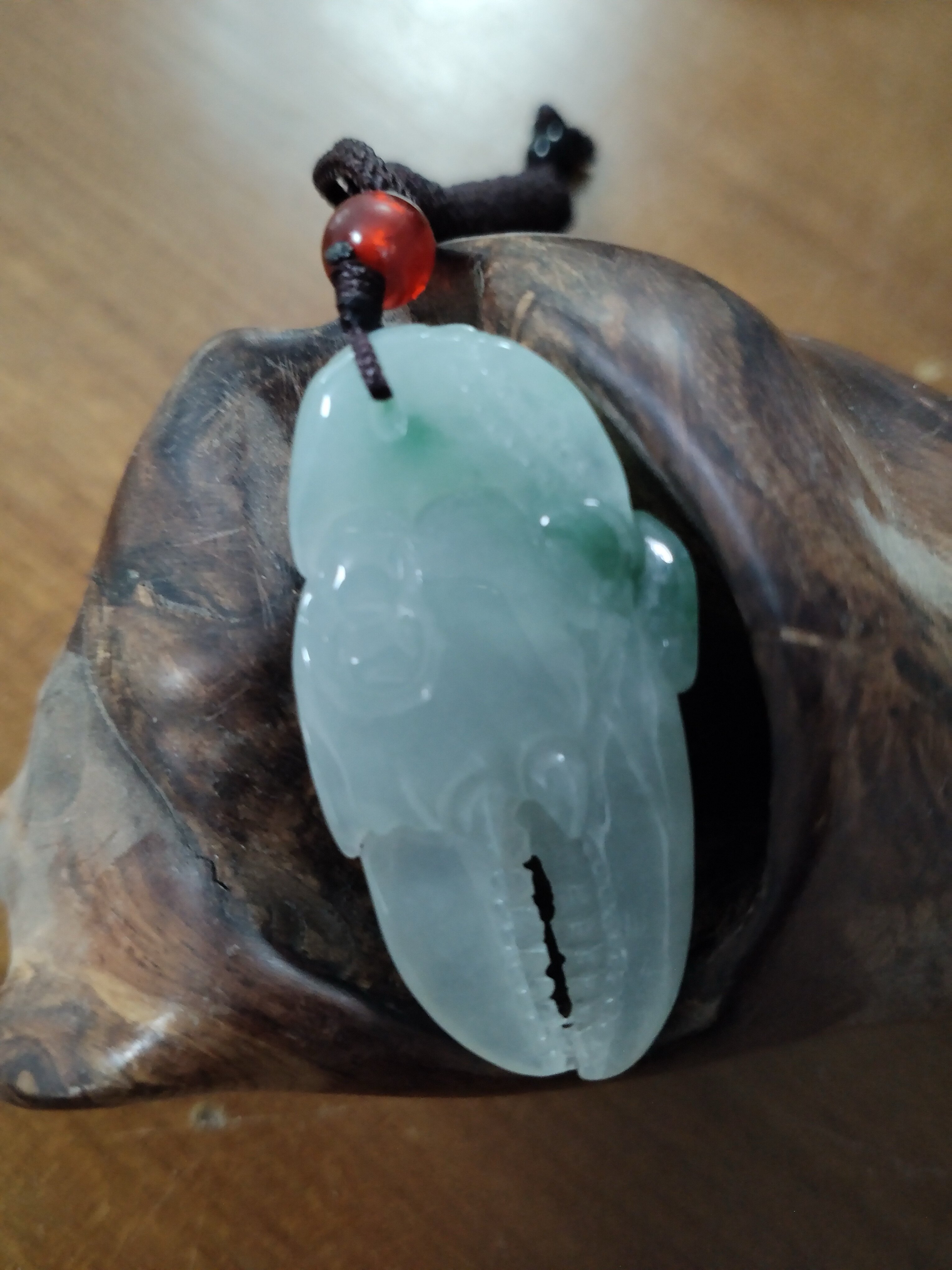 缅A翡翠冰胶飘花蟹钳题材吊坠挂件