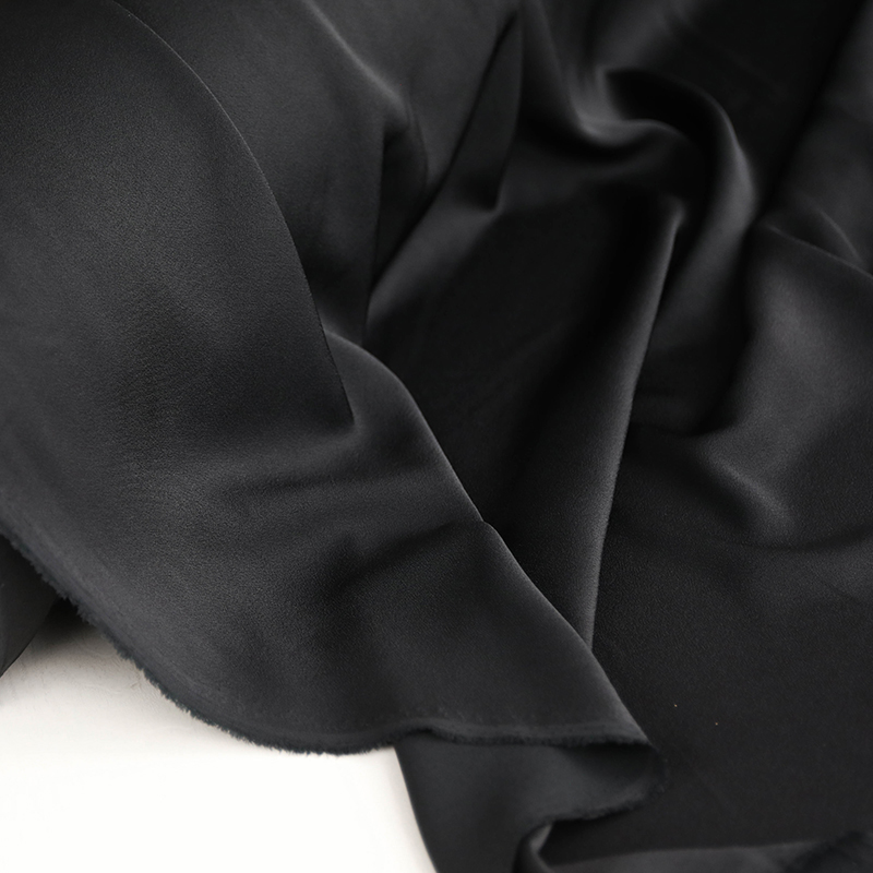 日本进口轻薄款黑色色人绉缎面乱麻麻纱肌理三醋酸面料设计师布料
