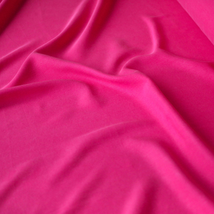 意大利进口薄款洋红色细腻斜纹砂洗纯棉布料设计师面料