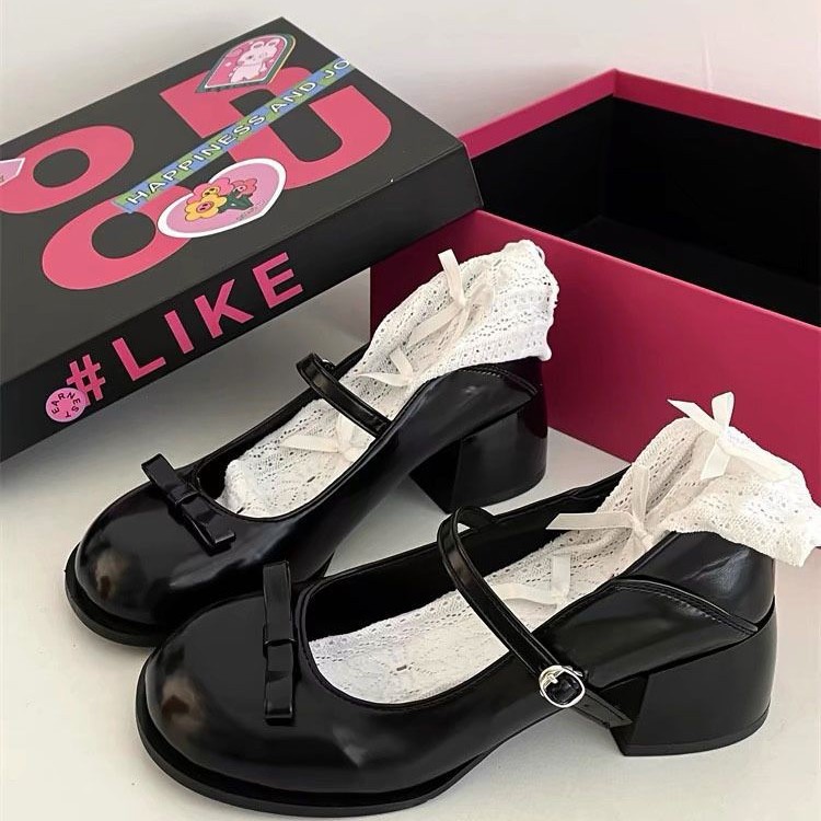 白色法式复古浅口粗高跟单鞋女2025新款秋季配裙子增高玛丽珍