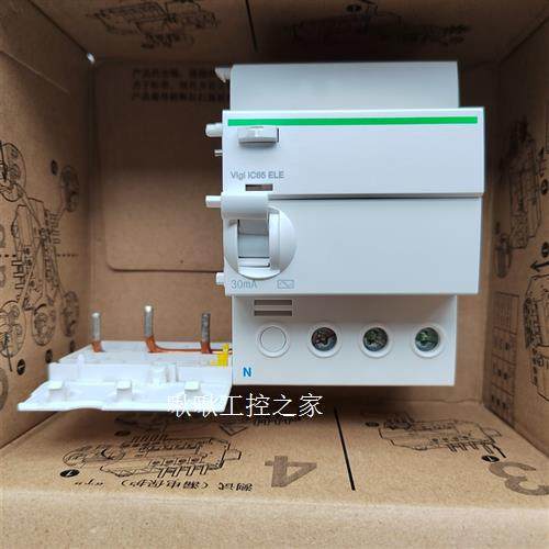 施耐德iC65N 漏电附件 3P-40A-30mA-AC