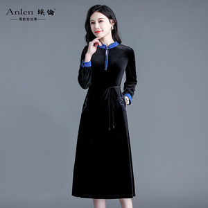 埃伦中年金丝绒连衣裙女加厚保暖气质妈妈装修身打底2023秋冬新款