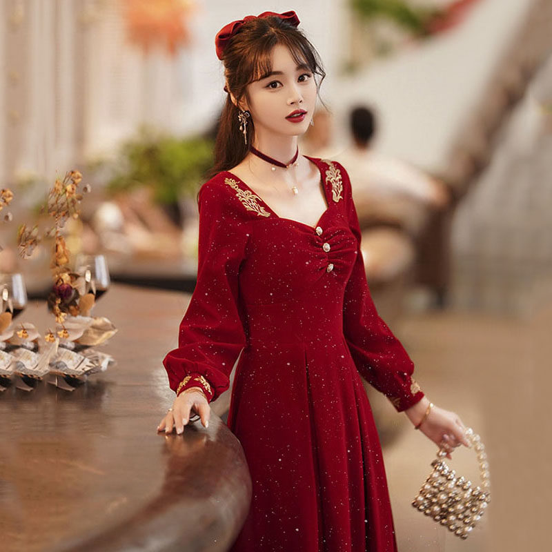 大码红色连衣裙女订婚礼服长裙平时可穿敬酒服高级感结婚内搭秋冬