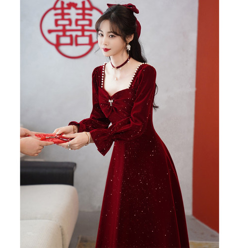 大码敬酒服新娘2025秋冬红色结婚订婚回门气质礼服连衣裙平时可穿