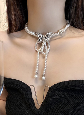 合金圆珠链女性蓝色蝴蝶珍珠项链