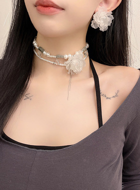 亚格力亚格力圆珠链女性花朵项链