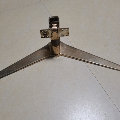 英格 E2819TVM底座支架