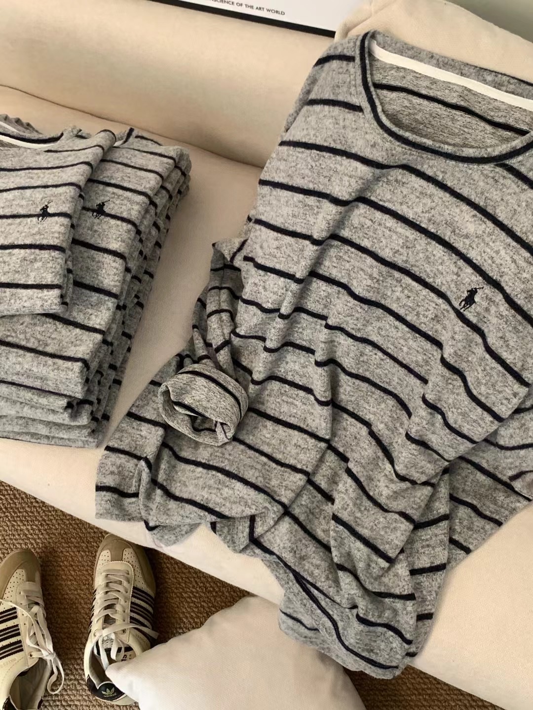 韩系25秋新款 表层起绒柔软圆领长袖打底衫女士条纹T恤百搭上衣韩