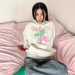 【特价现货】韩国潮牌周洁琼同款phyps复古草莓印花连帽卫衣女ins