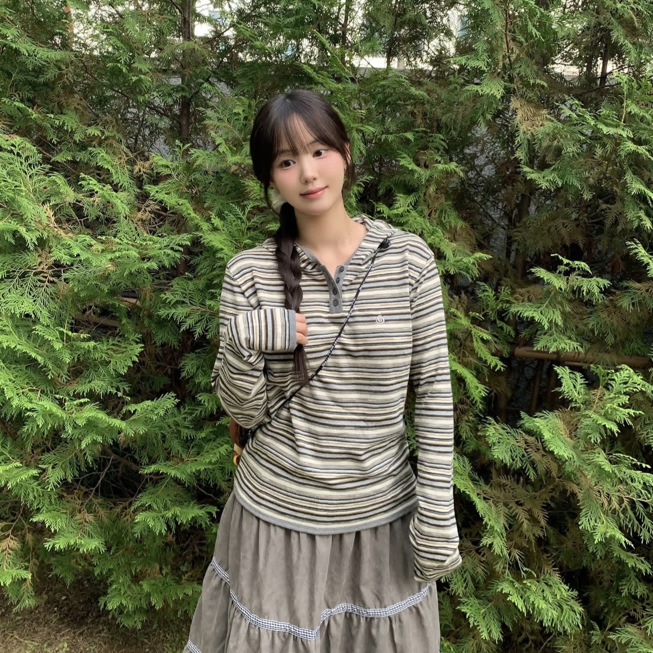 aeae复古条纹刺绣连帽长袖卫衣女