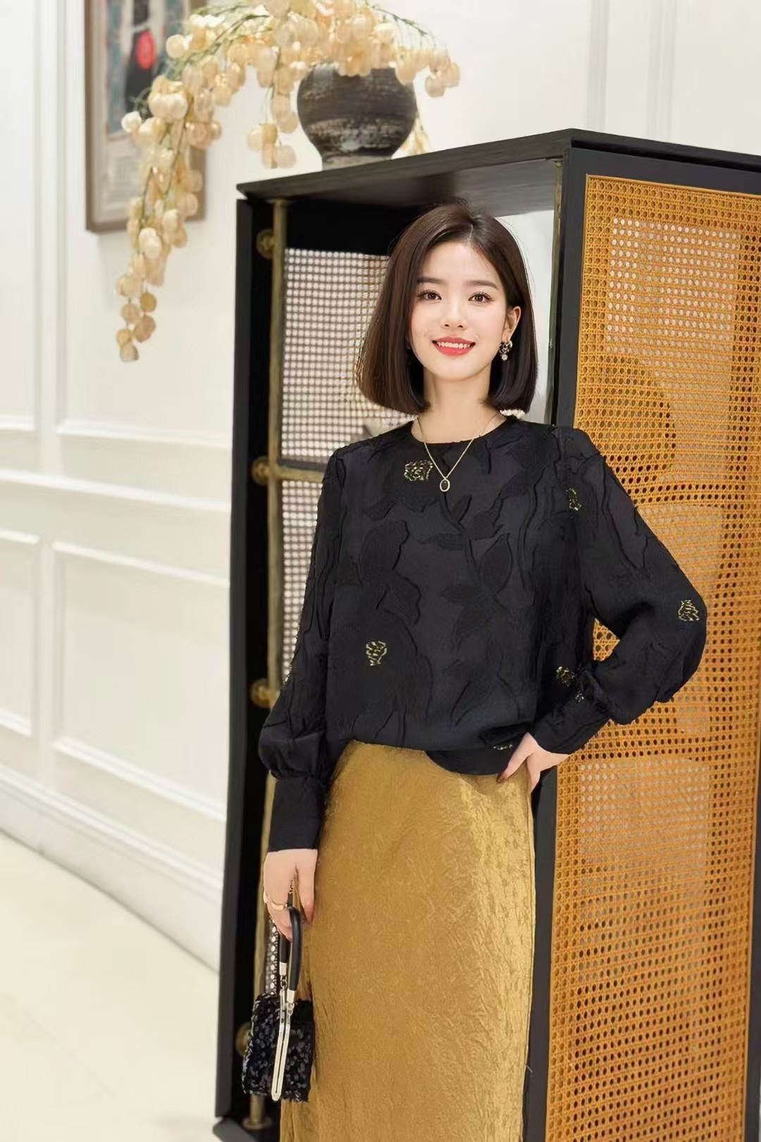 霓裳羽衣 优雅百搭春季新款纯色重磅真丝棉织金提花套头衬衫女
