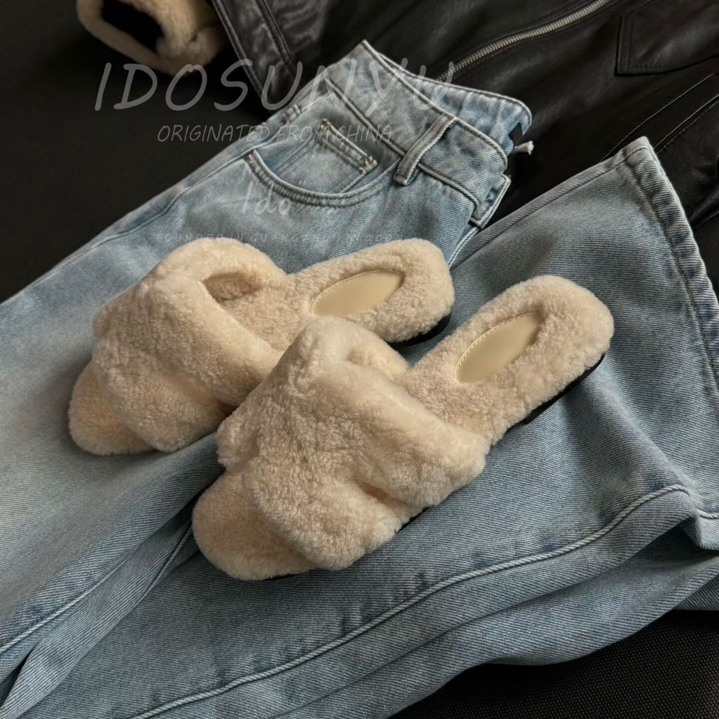 秋冬羊羔毛H型圆头露趾保暖拖鞋