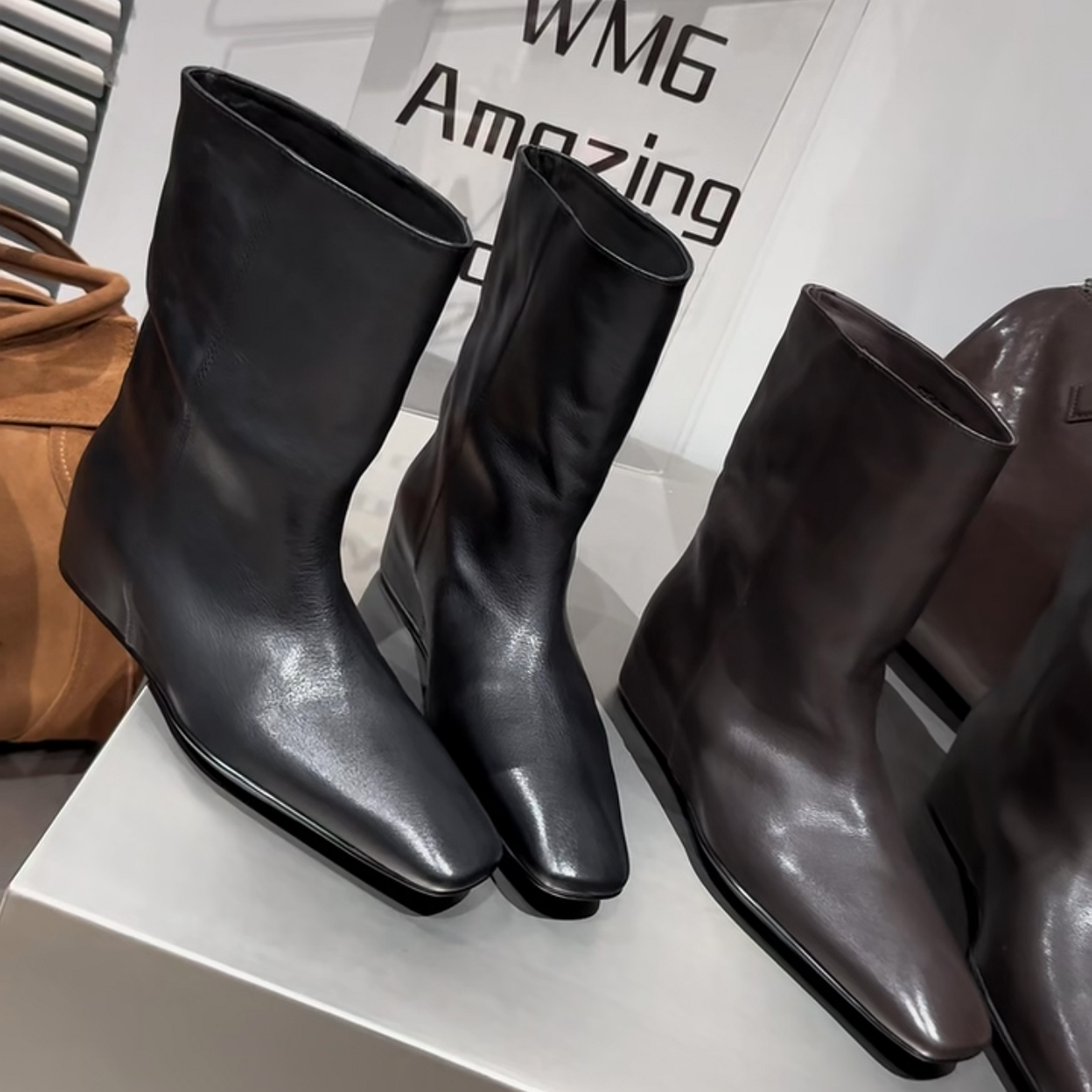 牛皮方头套筒内增高复古时装短靴