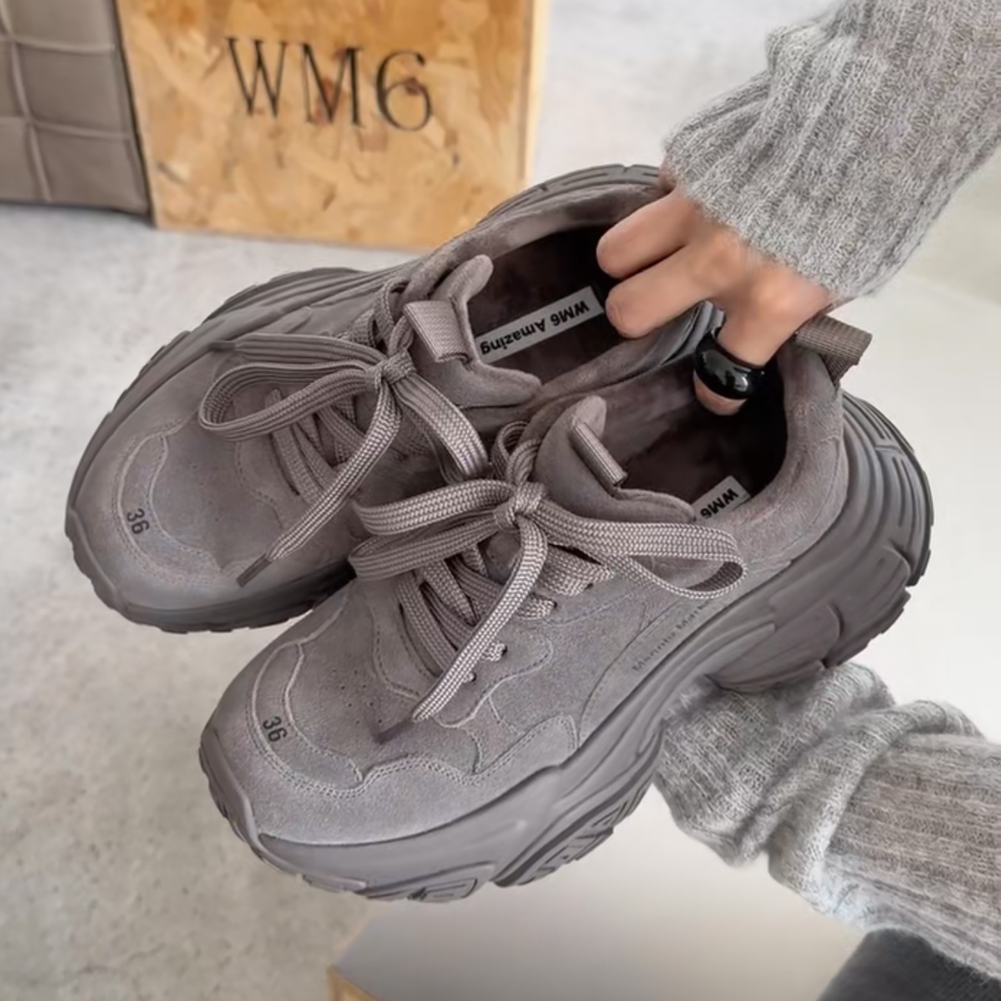 牛猄皮圆头系带厚底保暖休闲鞋