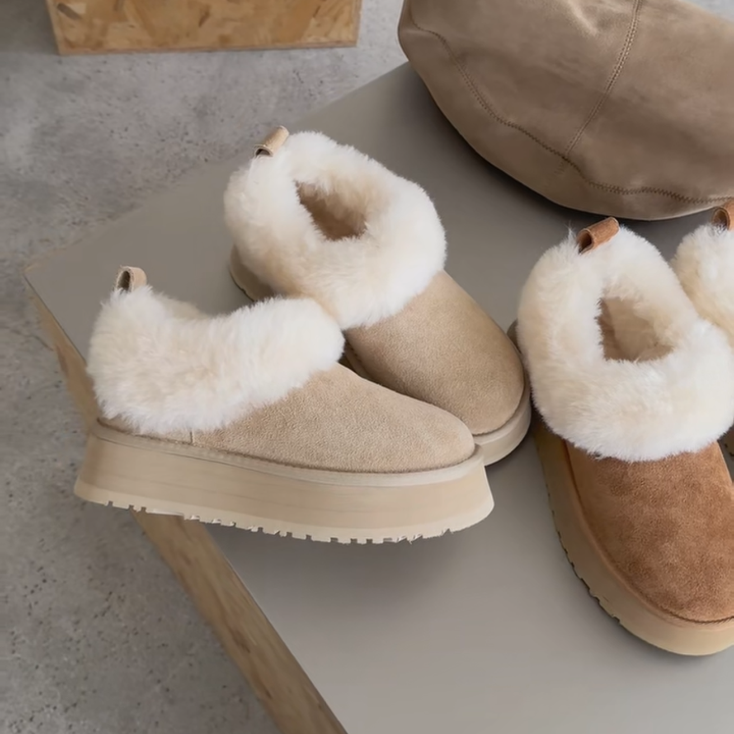 皮毛一体圆头套筒保暖厚底雪地靴