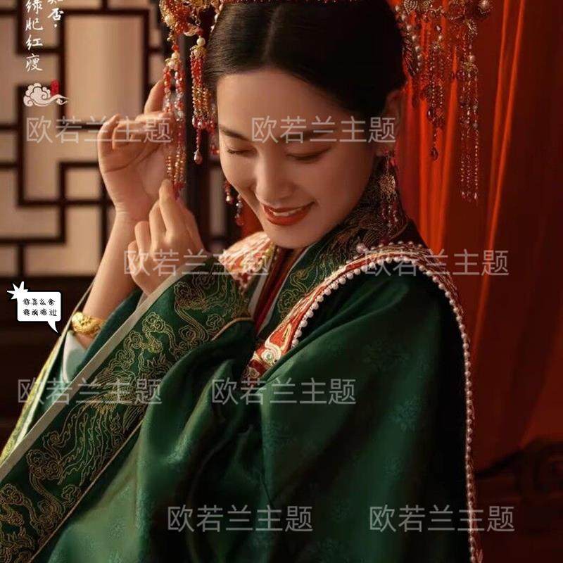 新中式婚嫁服装影楼主题情侣拍照宋制汉服婚纱照古韵唐装写真演出