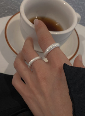 波光粼粼戒指女2024小众设计网红潮满天星指环食指冷淡风新款指环