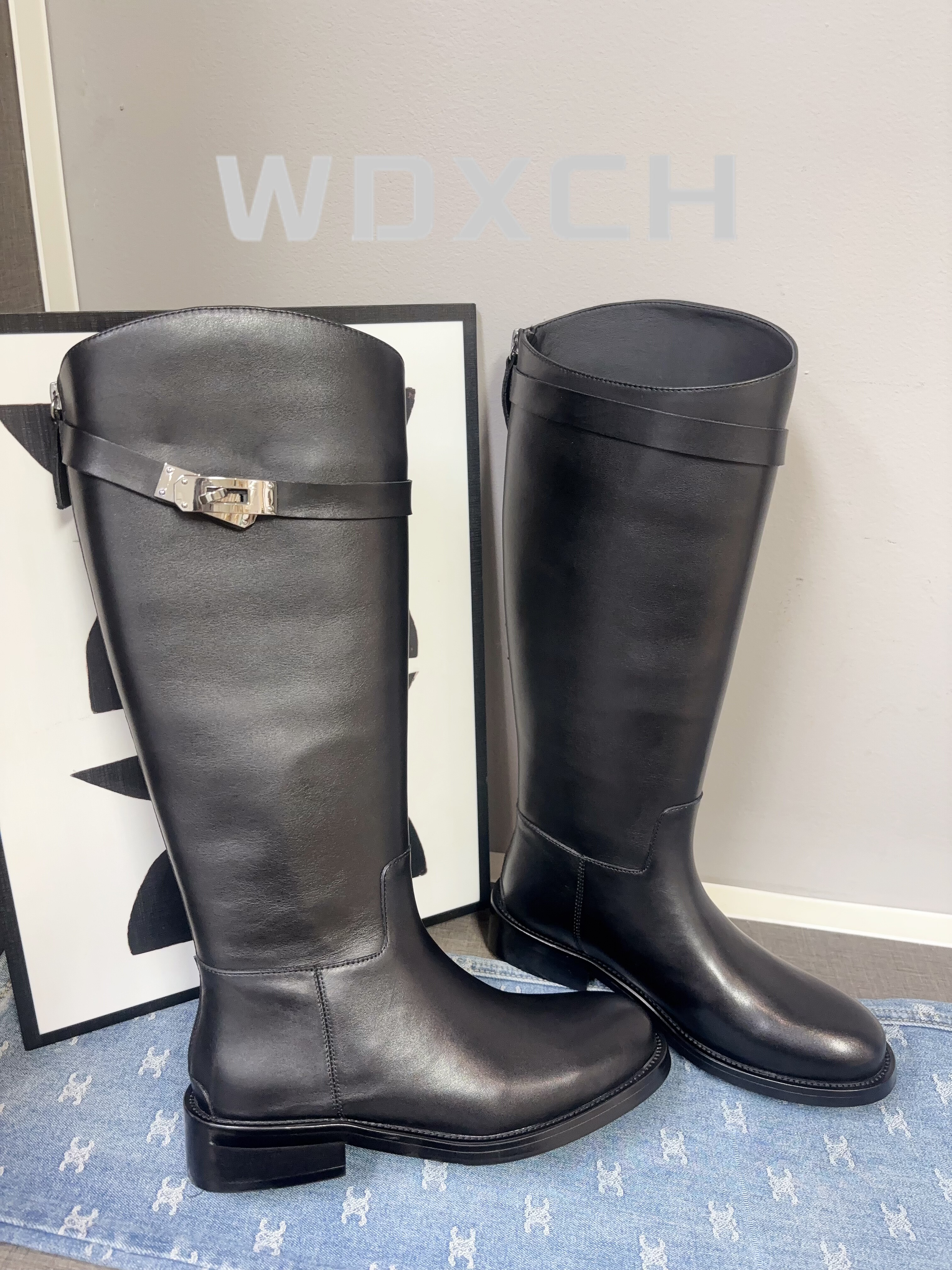 头层牛皮金属锁扣后拉链粗跟高筒靴子骑士平底长靴女秋冬2025新款