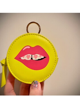 68包邮｜稀有少量！浓郁柠檬黄撞色性感心形牙套pu耳机口红收纳包