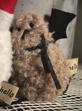 68包邮｜ins网红圣诞小鸟咖啡蝙蝠毛绒公仔书背包情侣挂件钥匙扣