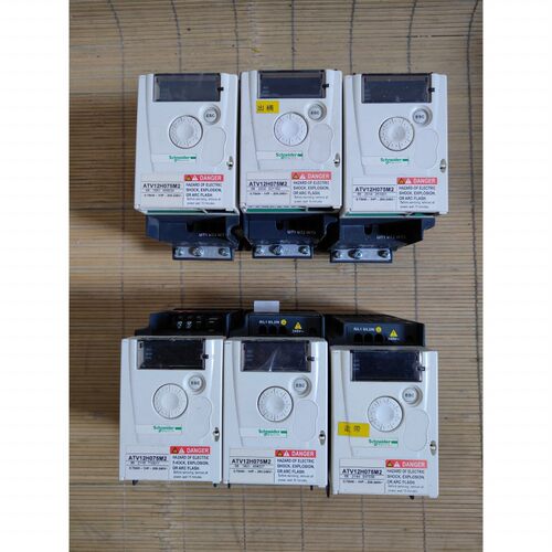 施耐德变频器750w单相输入ATV12H075M2二手包好提供技术支持！