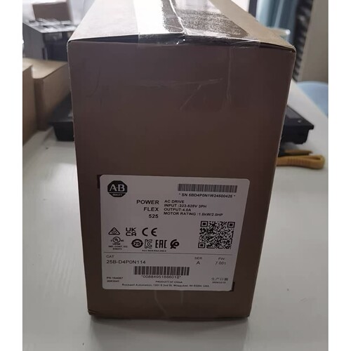 型号25B-D1P4N114，AB罗克韦尔Power Flex 525变频器。