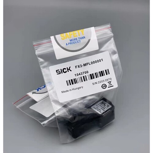 SICK西克安全继电器FX3-MPL000001 1043700匈牙利原装 全新未拆封