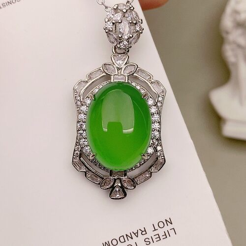 绿玛瑙项坠玉髓吊石链时尚