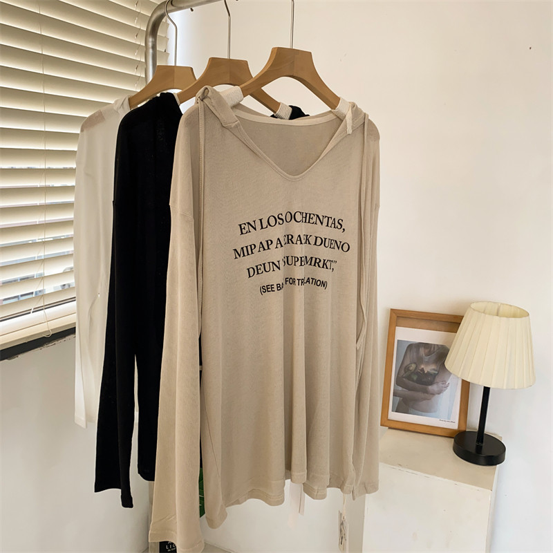 多巴胺女孩字母印花连帽防晒衣女夏季宽松中长款练功服罩衫T恤女